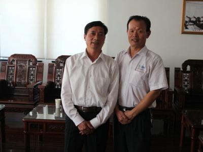 润地利地产集团参观PA视讯在线官网涂料