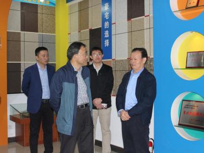 砥砺奋进 成效卓越&mdash;&mdash;常州（武进）绿建区徐宁书记考察PA视讯在线官网工业园