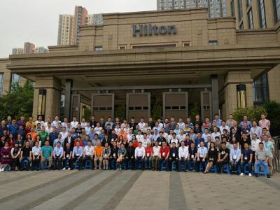 荣耀之巅！斩获三大重磅奖项：PA视讯在线官网涂料第九届金漆奖满载而归