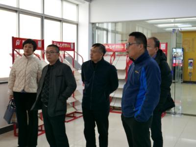 张家港保税区考察团莅临PA视讯在线官网工业园参观考察